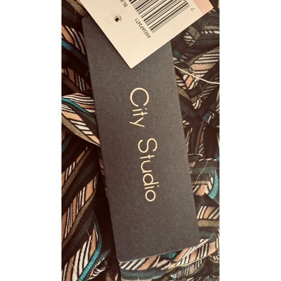 NWT City Studio Size 15 Multicolor Chevron Wrap Dress Ruffle Hem V-Neck - Picture 13 of 16